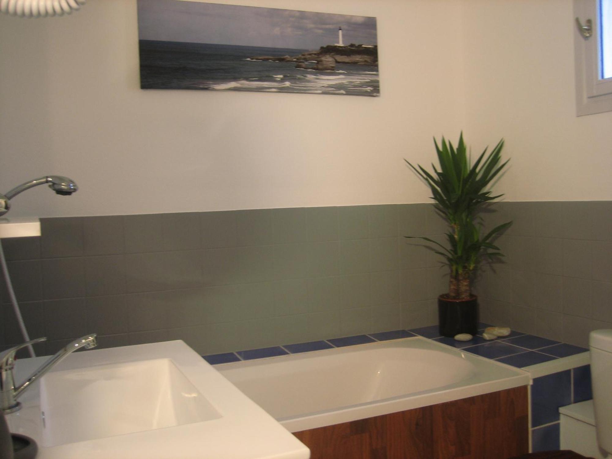 Les Pierres Blanches Bed and Breakfast Bonneuil-Matours Εξωτερικό φωτογραφία